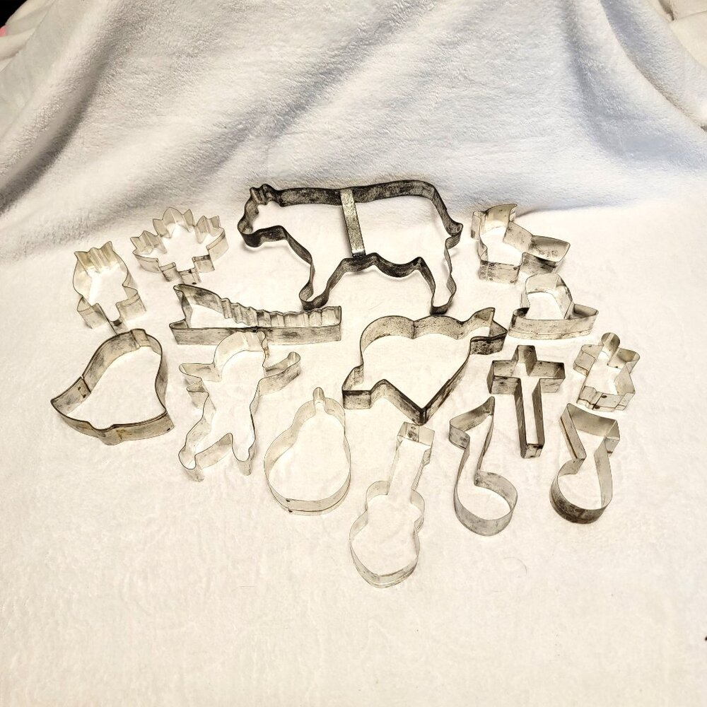 15 Vintage Cookie Cutters